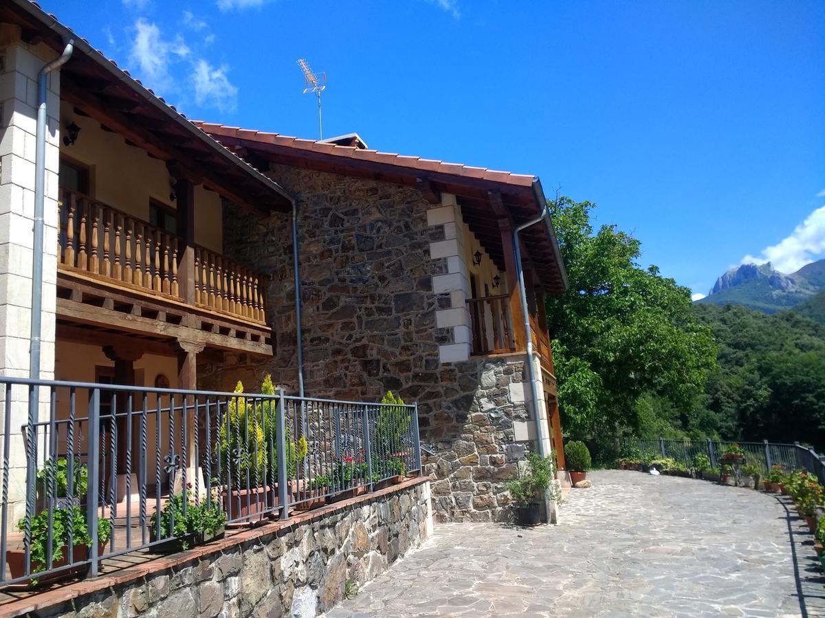 Viviendas Rurales Aldea De Dosamantes Pesaguero-La Parte Exteriér fotografie